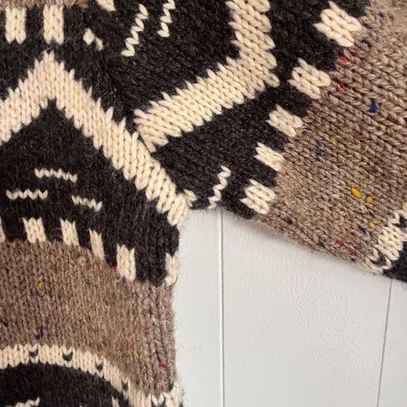 Roots shawl collar acrylic wool blend Cowichan sweater size small - Picture 7 of 15